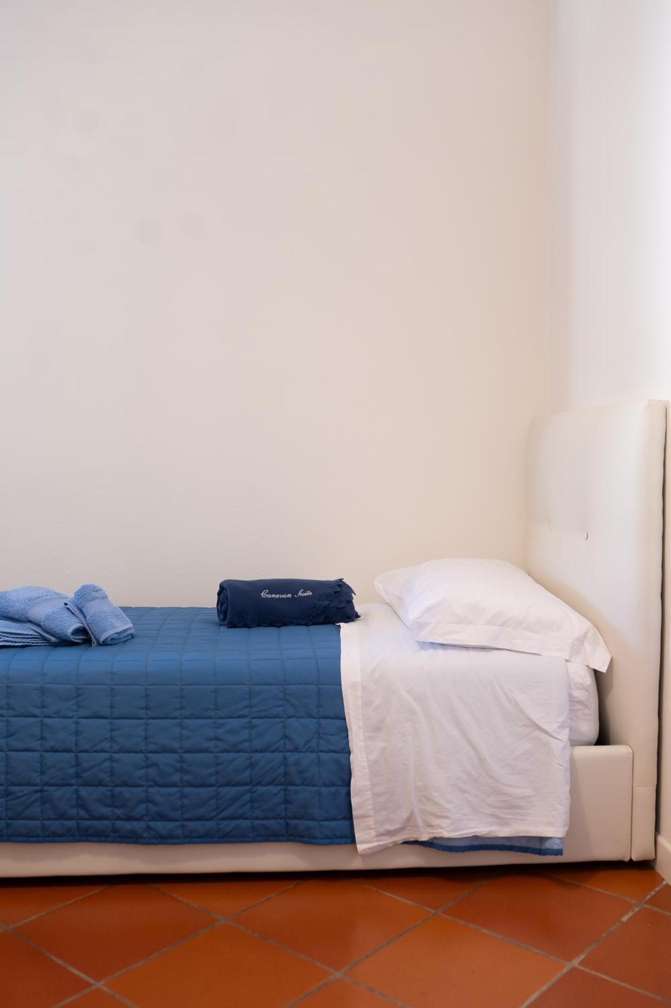 Canevon Suite Apartment Bardolino Bagian luar foto