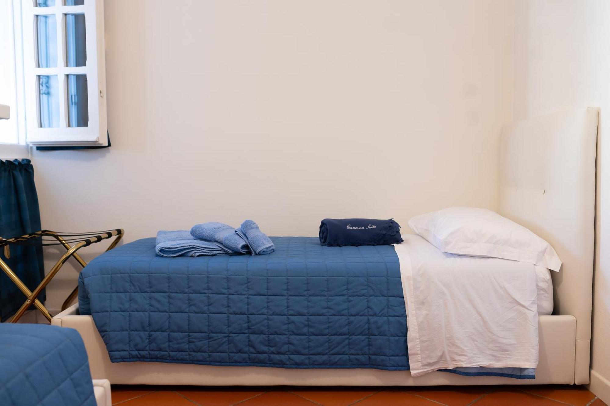 Canevon Suite Apartment Bardolino Bagian luar foto
