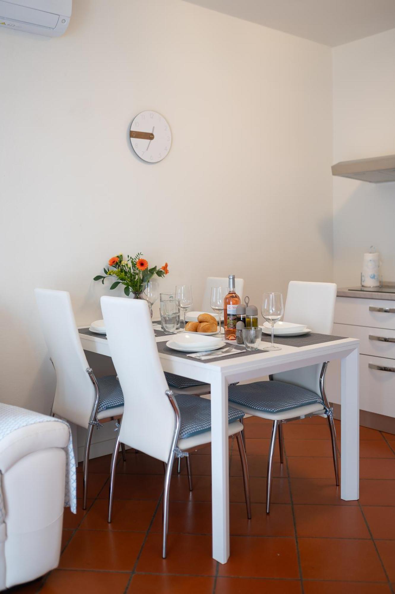 Canevon Suite Apartment Bardolino Bagian luar foto